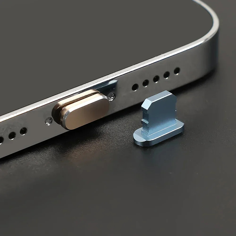 Bouchon anti-poussière en méta - Phone Accessories Unique avis et prix